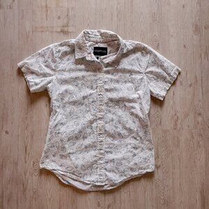 Wildfang Essential Short-Sleeve Button-Up Shirt / White Sign Language Hands